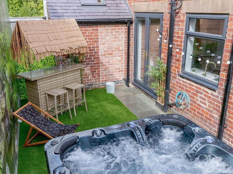 Apartament Dawns House Cromford, Peak District, Hot Tub, For 6 - Stunning Views Zewnętrze zdjęcie